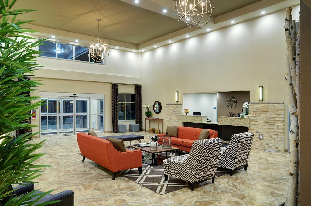Pomeroy Inn And Suites Vermilion Exterior photo